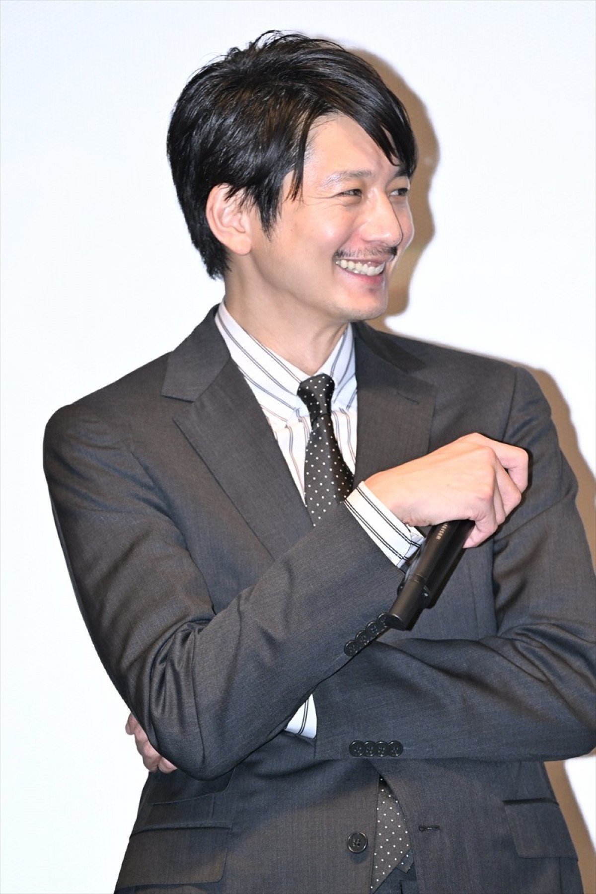 生田斗真、「とんでもない」ドラマで向井理と13年ぶりの共演に喜び