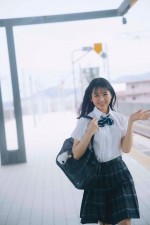 日向坂46上村ひなの写真集（仮）より