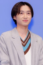 大西利空、映画『水は海に向かって流れる』完成披露試写会に登場