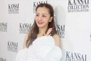 20230806 KANSAI COLLECTION 2023 A／W　板野友美