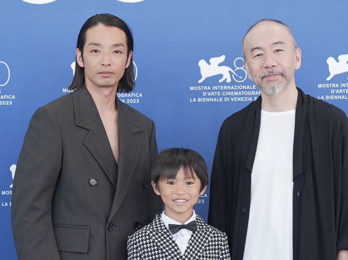 森山未來ら映画『ほかげ』組、ヴェネチア国際映画祭へ　塚本晋也監督「祈りの思いが伝わったという感触」