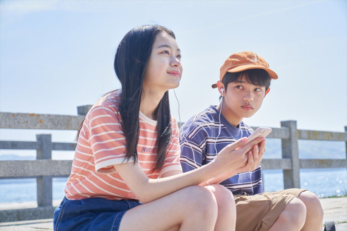 実写ドラマ『からかい上手の高木さん』、W主演・月島琉衣＆黒川想矢の新場面写真解禁　初回は3.26