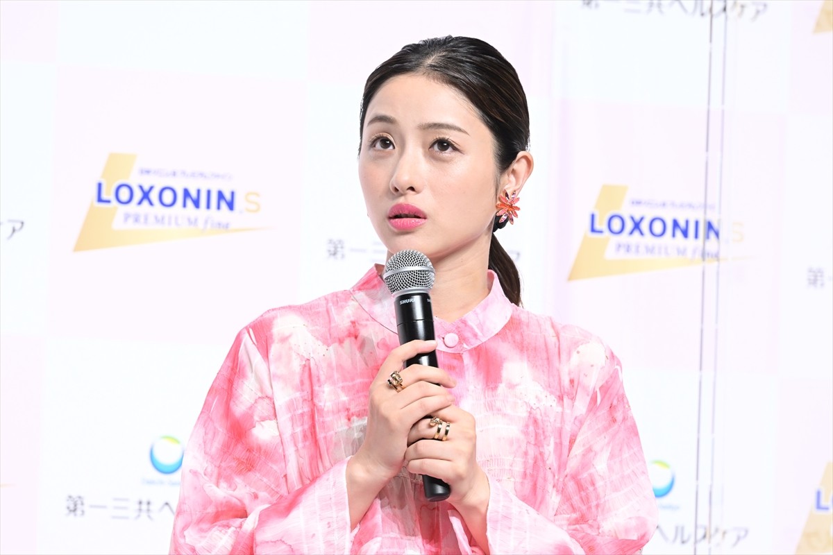 石原さとみ、第1子出産後初のイベント登場で母の顔「守るべきものができるとすごく大変」