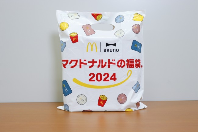 マクドナルドの「福袋」を発売前に開封！ “ポテト加湿器”は考えた人天才です