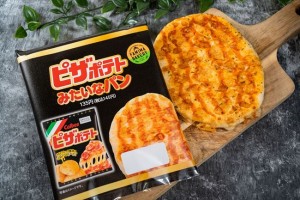 カルビーのポテチ「ピザポテト」がパンに！　“ギザギザの形状”など見た目も再現