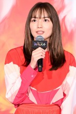 『マイ・エレメント』公開記念舞台あいさつに出席した川口春奈