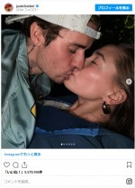 来日したジャスティン＆ヘイリー・ビーバーが結婚5周年を祝うラブラブショットを投稿　※「ジャスティン・ビーバー」インスタグラム