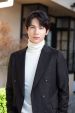 中川大志、二階堂ふみ演じるヒロインを支えるビジネスパートナーに！