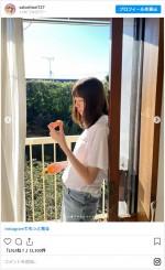 佐藤栞里のTシャツ＆ジーパンコーデ ※「佐藤栞里」インスタグラム