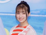 『真夏のシンデレラ』“愛梨”吉川愛、スタイリッシュな美容師ポーズに反響「私の髪も切ってください」