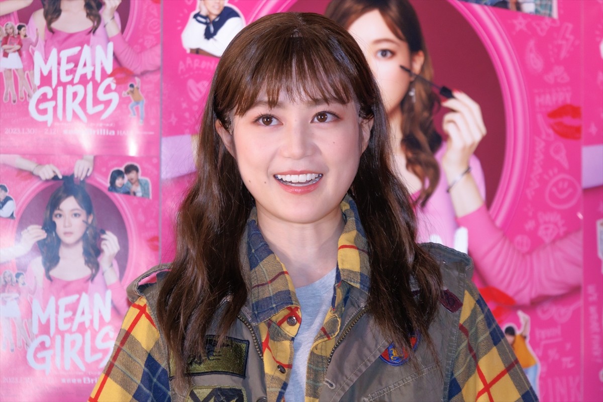 生田絵梨花、“親友”役・田村芽実と和気あいあい「気付くと触ってたり」