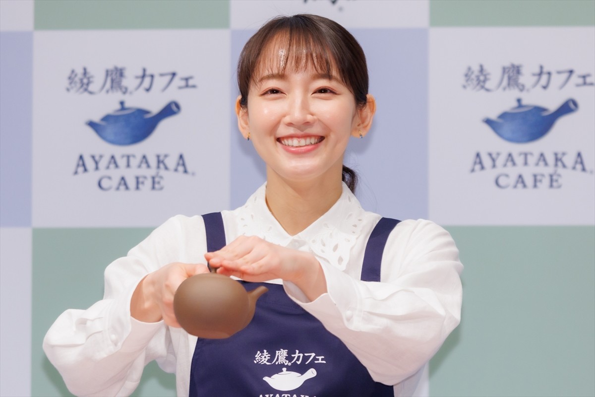 吉岡里帆、リーゼントを下ろしたモグライダー芝に「ギャップ萌えっていうんですか」