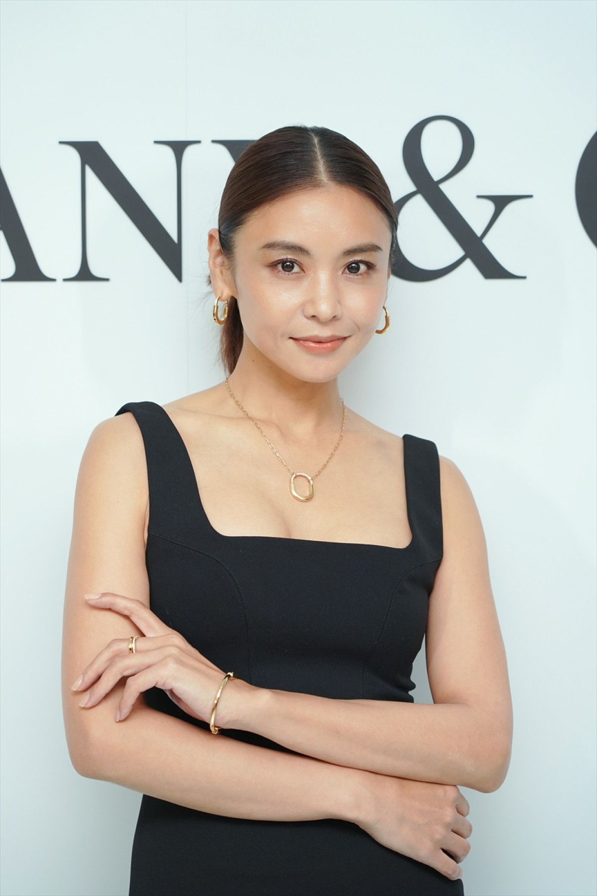 三吉彩花、ラグジュアリーなティファニールック披露　寺島しのぶ＆冨永愛らも来場