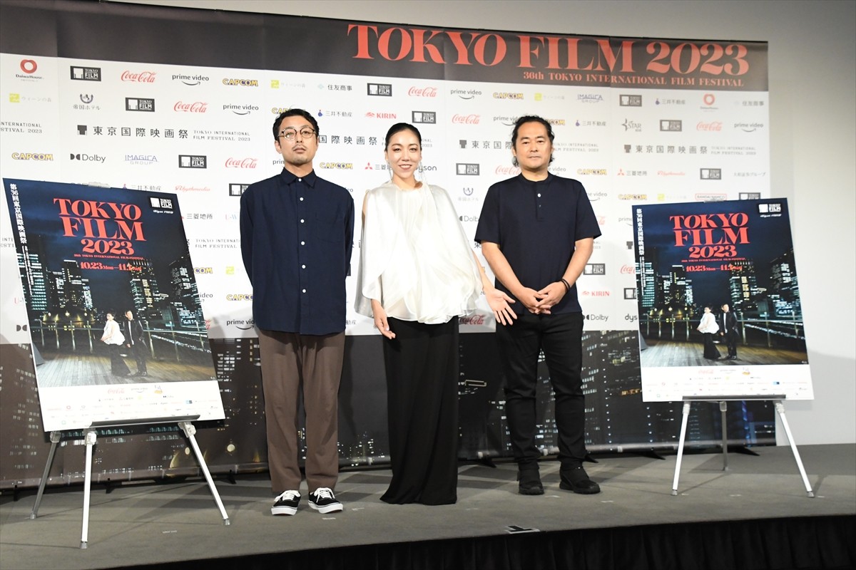 ＜東京国際映画祭＞フェスティバル・ナビゲーターは映画監督の安藤桃子　父・奥田瑛二とのポスター撮影で「胸がいっぱいに」