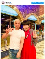 【写真】和田アキ子、ダウンタウン・松本人志と肩組み2ショット「松ちゃんありがとう」