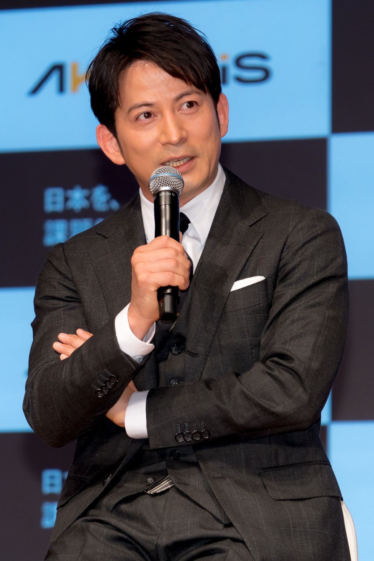 岡田准一、ジャニーズ退所発表の三宅健へエール　「友が新しくやることは何でも応援します」