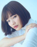 【写真】見上愛、『光る君へ』で大河初出演　藤原道長の長女・彰子役「とても嬉しく思いながらも緊張」