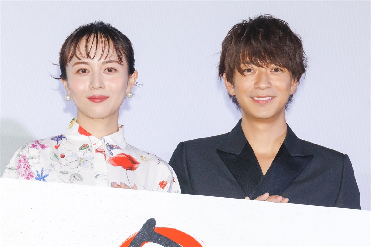 比嘉愛未＆三浦翔平、W主演作の“苦しみ”共感「わかるー！」