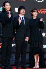 （左から）「第36回東京国際映画祭」オープニングレッドカーペットに登場した柄本佑、松本優作、前田敦子