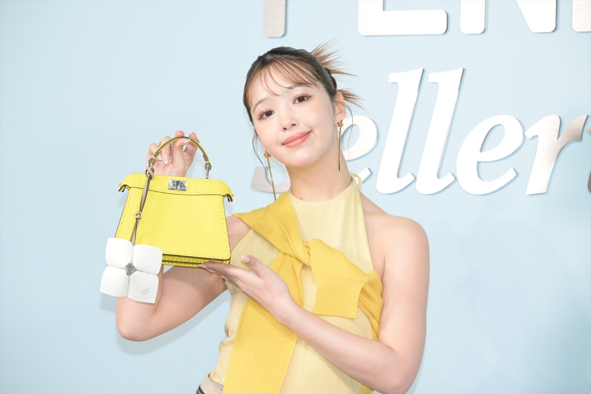 「FENDI」フォトコールでTWICE・MINA、桐谷美玲、佐々木希らが美の競演