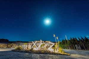 和歌山に“客室完遂型の温泉宿”オープン！　海を望むテラスで創作料理を堪能