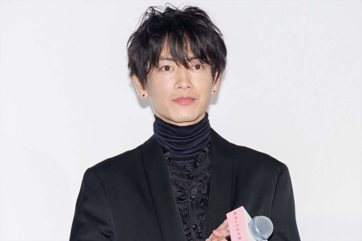 佐藤健、35歳を迎え初の“本気”へ「20代はなんとなく頑張っていた」