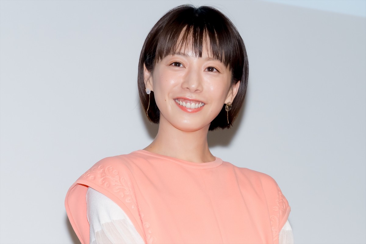 新垣結衣、芝居初共演の夏帆と息ぴったり「存在にすごく助けられながら過ごしていました」