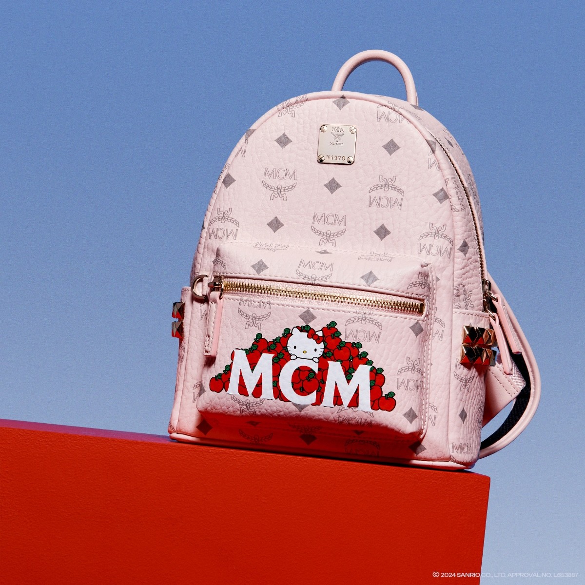 2024.9.30MCM × HELLO KITTY