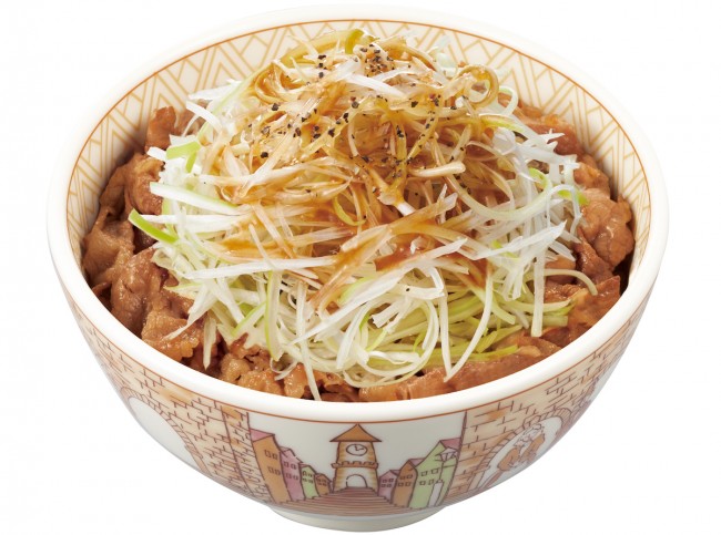 すき家「白髪ねぎ牛丼」登場！　昨年より辛さがアップした“赤だれ”メニューも同時展開