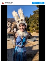 【写真】井桁弘恵、ウサミミのファンタジー衣装がかわいすぎ