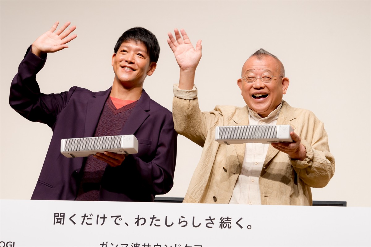 笑福亭鶴瓶、息子・駿河太郎と約10年ぶりに親子で登壇「俺の方が緊張します」