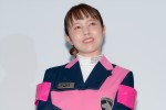 菊地美香、Vシネクスト『特捜戦隊デカレンジャー20th ファイヤーボール・ブースター』初日舞台挨拶に登場