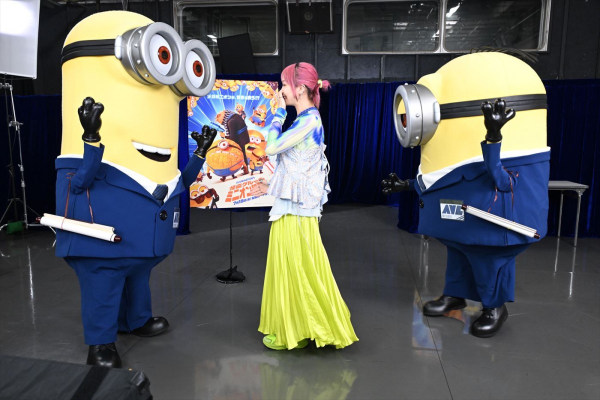 LiSA、「ミニオンシリーズ」2年ぶり4度目の吹き替え参加！　出演決定サプライズ動画公開