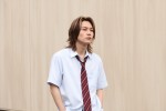 ドラマ『ビリオン×スクール』に出演するまTravis Japan・松田元太