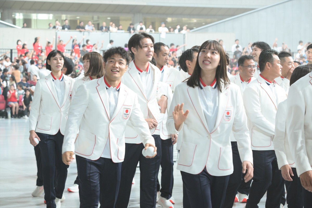 「パリ五輪 壮行会」、TEAM JAPAN旗手・江村美咲が意気込み語る　スキマスイッチも登場