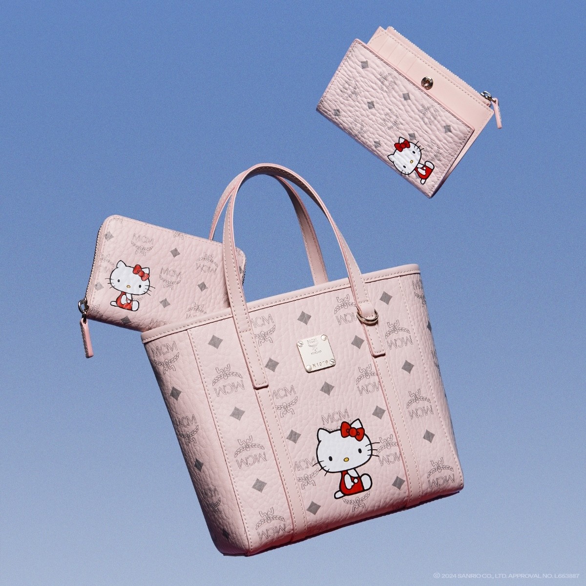 2024.9.30MCM × HELLO KITTY