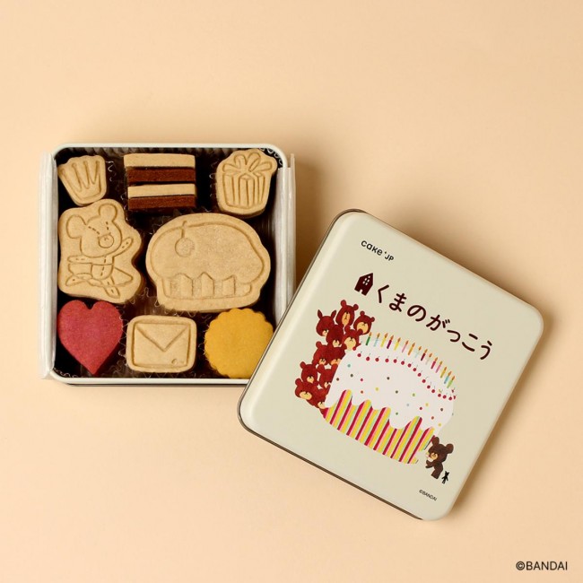 東京駅に“名作絵本のクッキー缶”が集結！ 『くまのがっこう』の限定パッケージ缶も展開