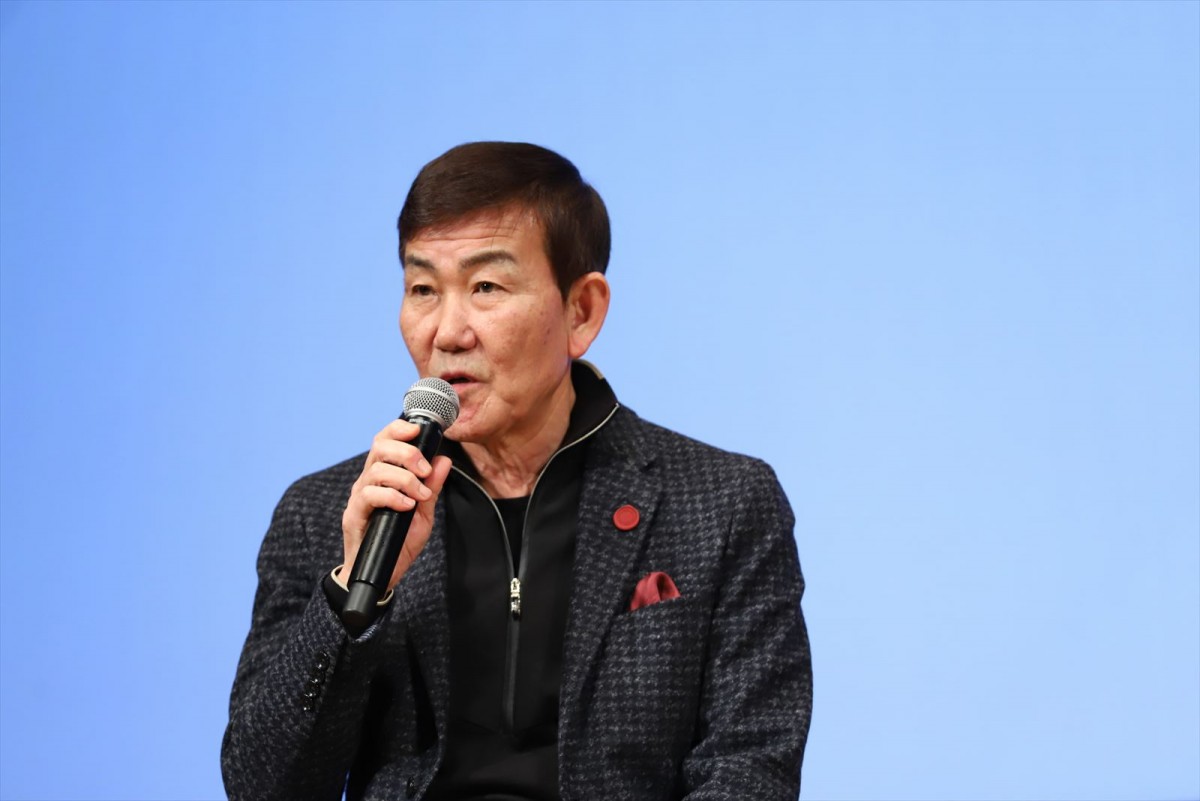 松下由樹、エネルギーあふれる先輩と共演の『お終活』続編に喜び　トークイベントに登場