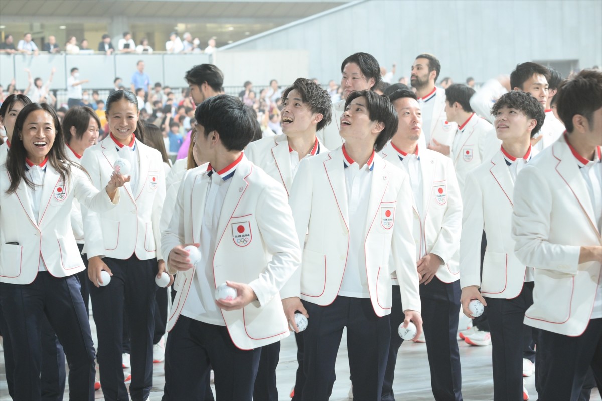 「パリ五輪 壮行会」、TEAM JAPAN旗手・江村美咲が意気込み語る　スキマスイッチも登場