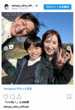 （写真左から）新納慎也、森優理斗、真飛聖　※「新納慎也」インスタグラム