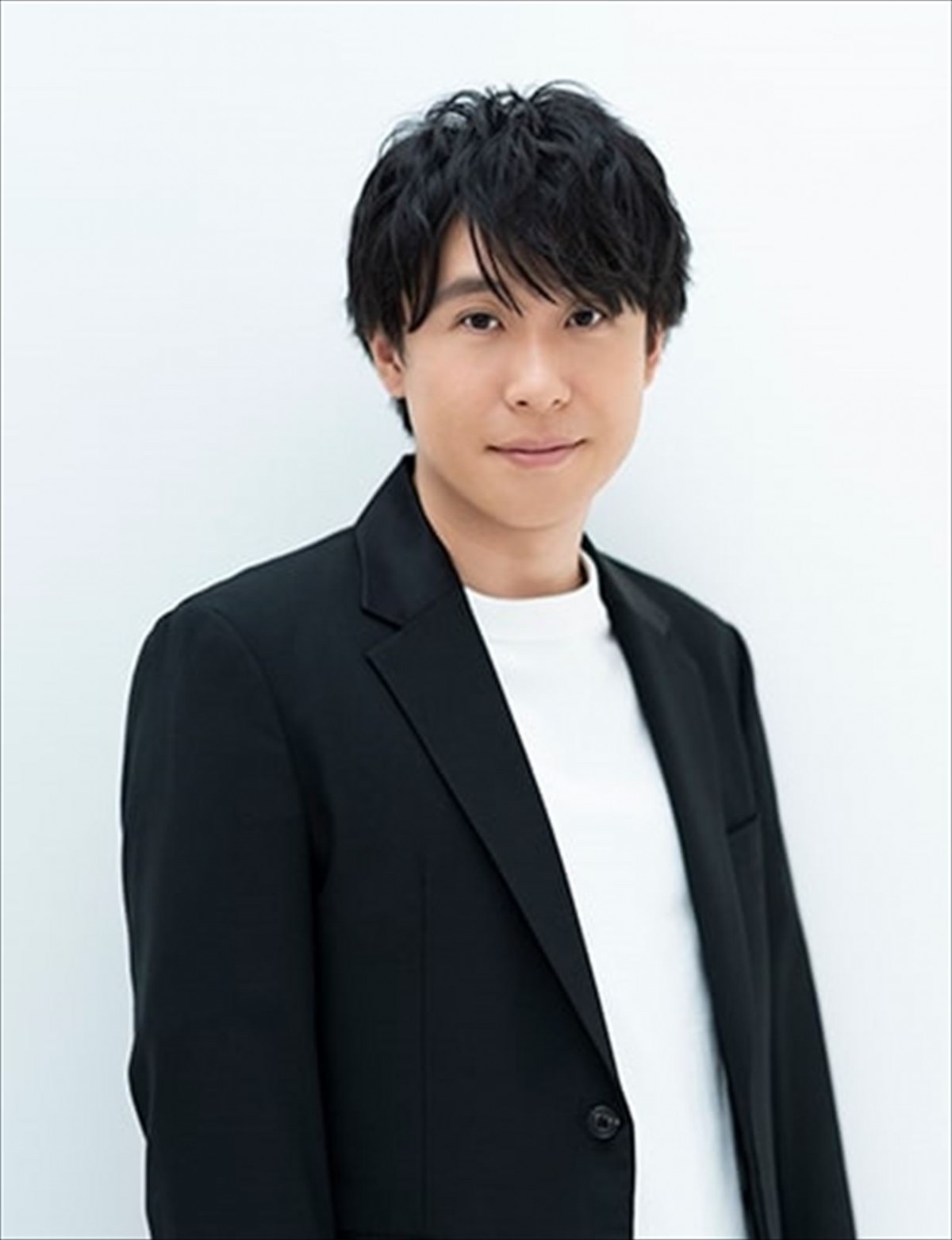 『勇気爆発バーンブレイバーン』“ブレイバーン”演じるのは鈴村健一！　ロボアニメ界の巨匠・大張正己がデザイン