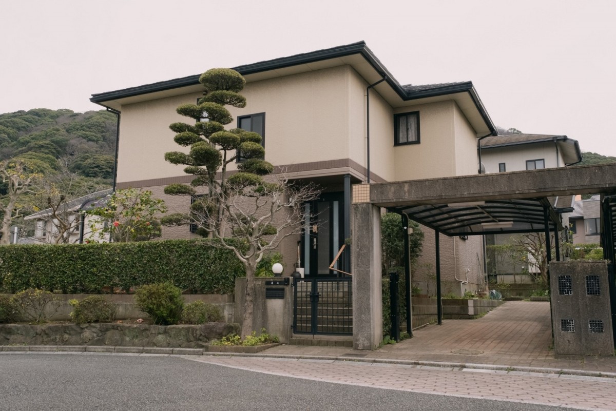 主演・森山未來『大いなる不在』、“監督の実家”で撮影されたシーンがお目見え　緊迫感漂う本編映像公開