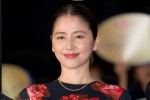 長澤まさみ、映画『スオミの話をしよう』初日舞台挨拶に登場