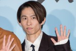 三宅健、映画『サンセット・サンライズ』完成披露試写会に登場