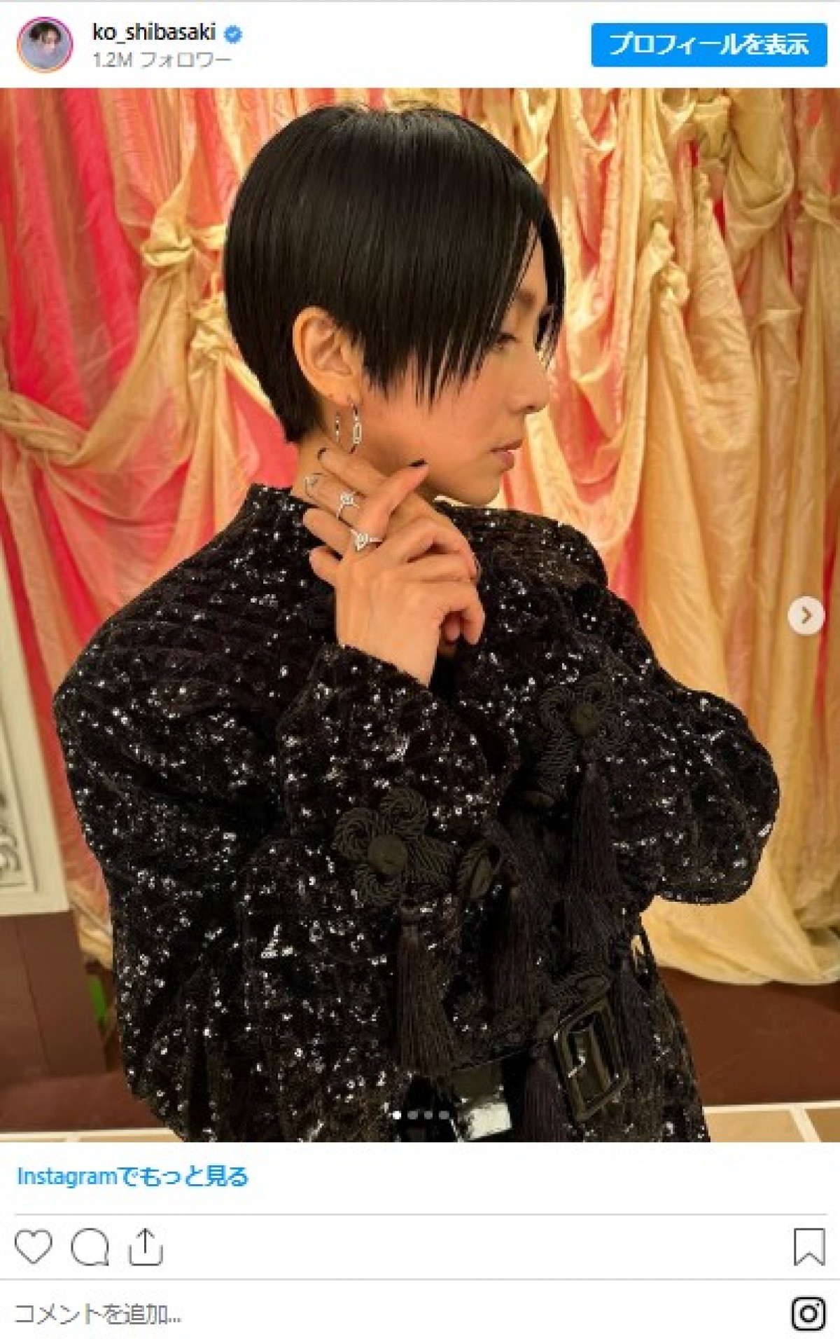 『FNS歌謡祭』出演も話題の大女優、ボーイッシュな黒髪ショートヘアが大好評「可愛すぎる」