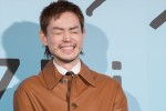 菅田将暉、映画『サンセット・サンライズ』完成披露試写会に登場