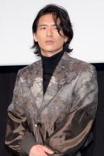 石田卓也、映画『罪と悪』完成披露舞台挨拶に登場