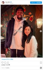 久慈暁子はNBAのスター選手、ケビン・デュラントと2ショット　※「久慈暁子」インスタグラム