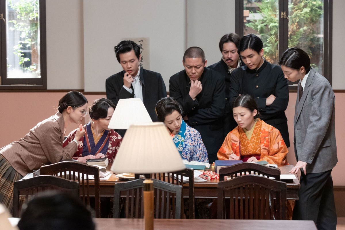 来週の『虎に翼』“寅子”伊藤沙莉、“花岡”岩田剛典ら男子学生と親睦を深めるが思わぬ事態へ発展