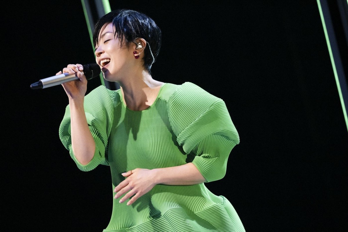 宇多田ヒカル、『NHK MUSIC SPECIAL』初登場！　「traveling」「光」の再録バージョンをテレビ初披露